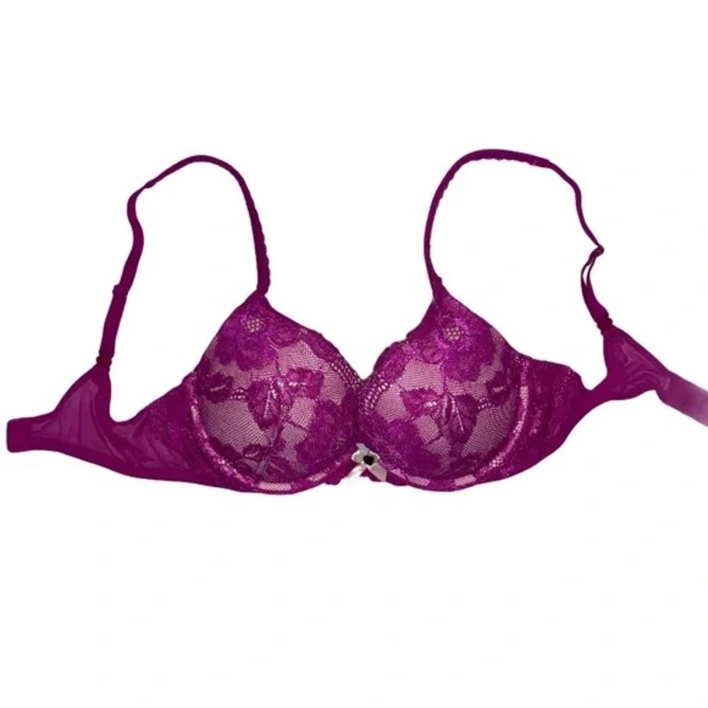 Victoria’s Secret Lace Pink Push Up Bra 32c